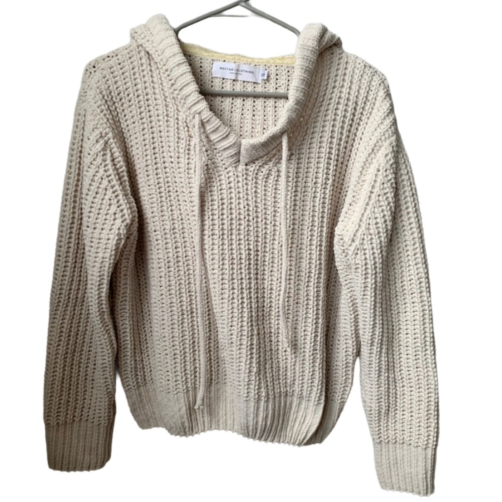 NECTAR Women’s Cowl Ivory Chunky Hoodie Sweater Size: Small